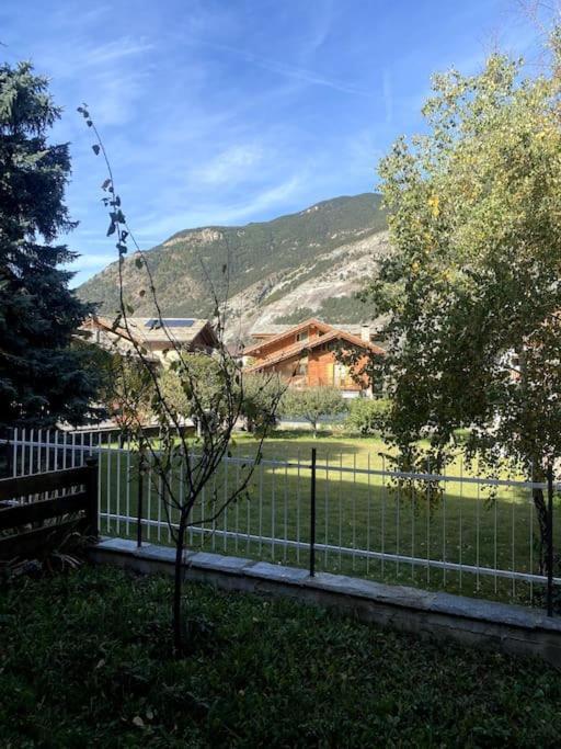 Incantevole Appartamento Con Giardino - Garage Privato E Free Wifi Oulx Buitenkant foto